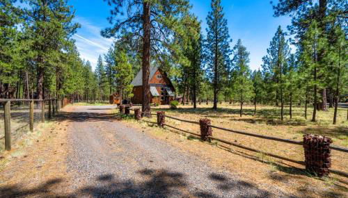 Juniper & Pine, a Lodge-Style Cabin in Sisters, OR - Foto 2