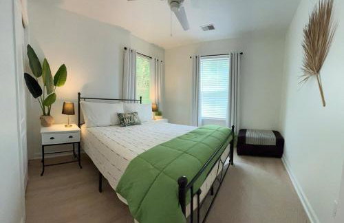 Hidden Palm - Old Town Bluffton, SC - Photo 11