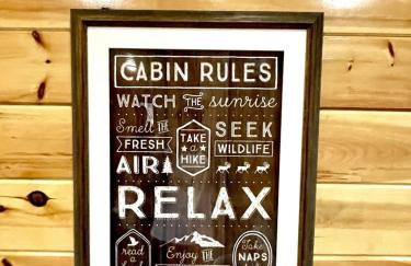 Peaceful family cabin near fishing with over 100 acres of mountain and field trails to explore! 2 Bedroom Cabin by RedAwning - Foto 22