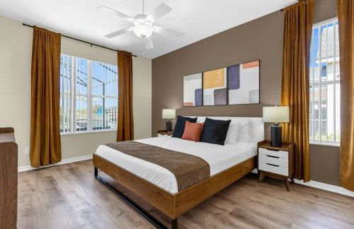 Luxury 4BR Home - Private Pool BBQ - Near Disney - Foto 2