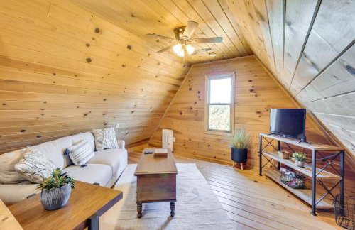 Home with Fire Pit on 27 Acres in Walhalla! - Foto 23