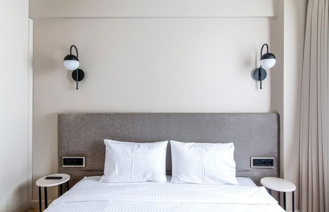 Chic and Convenient Flat in Central Besiktas - Photo 16