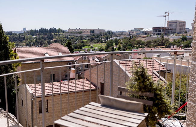 Amazing Apartment near Mahane Yehuda - Photo 31