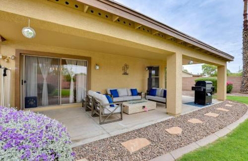 Spacious and Fenced Yard Pet-Friendly Surprise Home - Foto 26