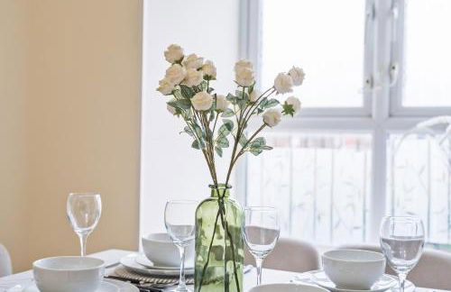 Spacious 4-Bed Home Near Cribbs & Bristol - Foto 27