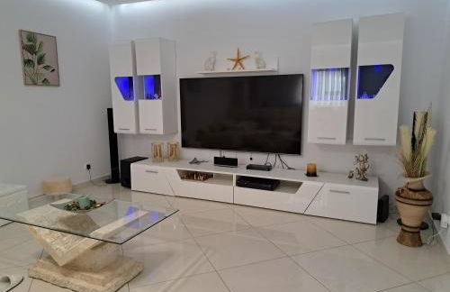 Zurrinha Holidays With Jacuzzi - Foto 67