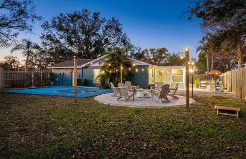 New listing~10 min to beach~Back yard fun~Pool - Foto 36