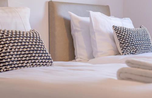 Pass the Keys Next to Braehead - Free Parking - Foto 21