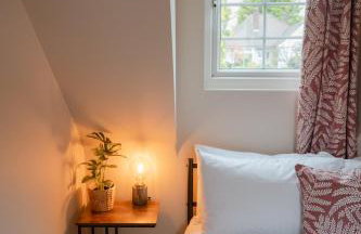 Hazel House - Cosy 2 bedroom house with parking near to Oxford - Foto 74