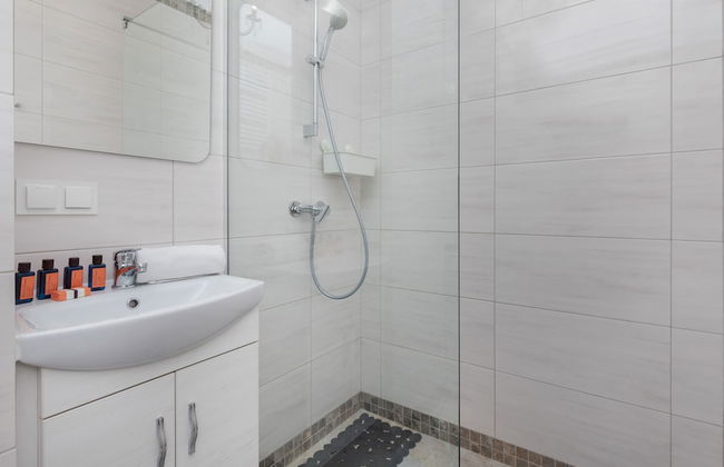 Sunny Seaside Apartment by Renters - Foto 64