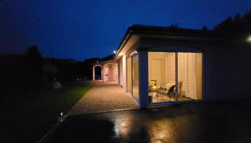 Haute-loire Tence Belle maison neuve plain-pied 4 étoiles avec parc arboré clos - Foto 4