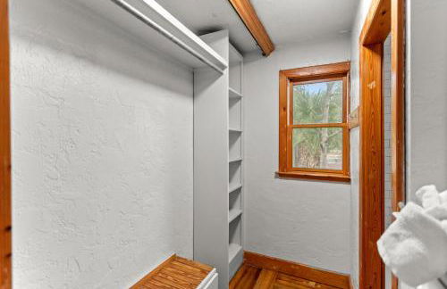 Cozy Townhome Near UF Campus - Foto 17