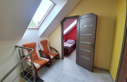 Dom nad Jeziorem Rożnowskim - Foto 9