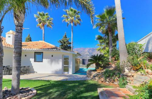 Amazing villa with panoramic views - Photo 35