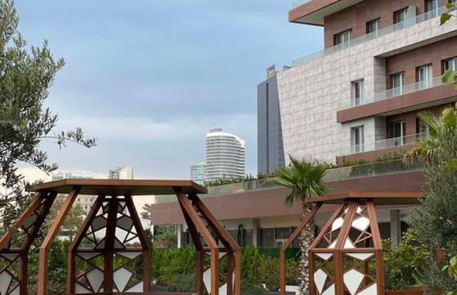 Exclusive Spacious 2 1 Apartment 2 Bathrooms - Core Living - Photo 57