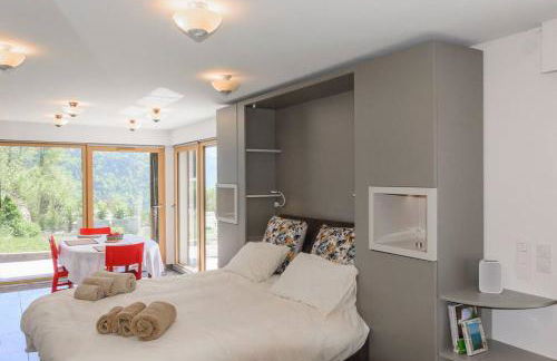 In the heart of nature with an unique view - Foto 10