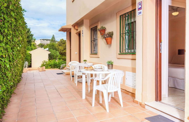 Ramada Hotel & Suites by Wyndham Costa del Sol - Photo 64