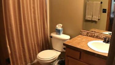 Rustic 2 BR Mountain View-walk to resort - Foto 3