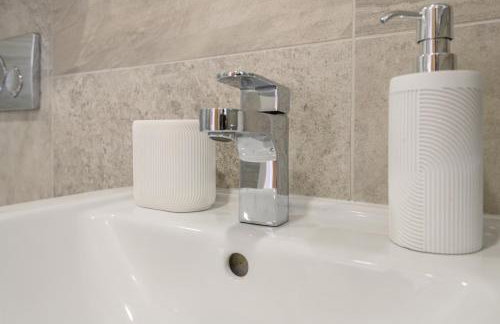 Luxury Penthouse with Private Hot Tub Overlooking Leeds City Centre - Foto 71