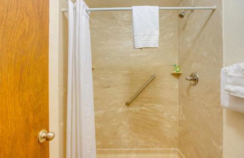 Heated Pool and Hot Tubs at Dtwn Winter Park Condo! - Foto 19