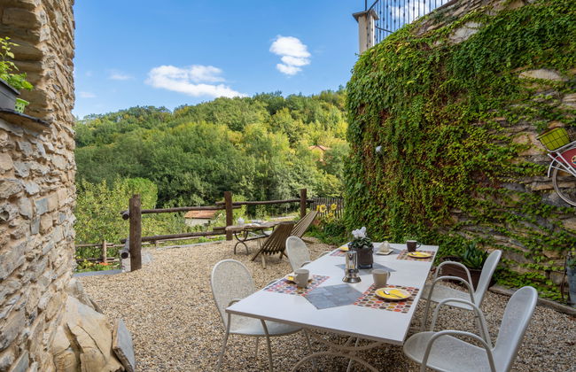 5 bedroom House in Prelà with private pool and garden - Photo 36