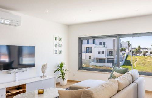 Silver Coast Beach Villa-Casa de Luxo com Piscina e Vista Mar - Photo 23