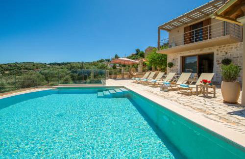 Villa Ozias a modern,spacious, swimmig pool villa. - Foto 6