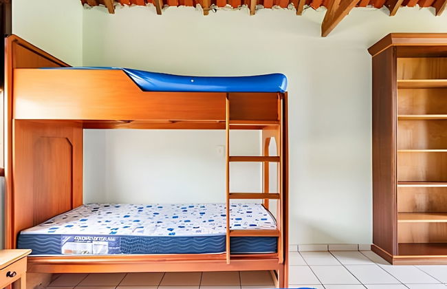 Chácara com 4 Chalés grande piscina - Foto 11