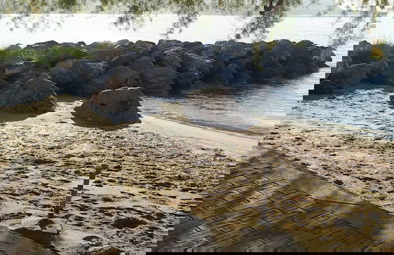 Sea View And Mountain View Apartment For 4 People - Photo 34