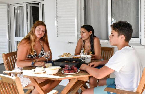 Casa dos Terreiros Oceanfront Villa - Photo 4