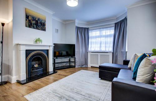 Spacious 4-Bed House in Welling - Free parking - Photo 14