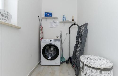 Villa Batelica with large garden, kids playground and private pool - Foto 28