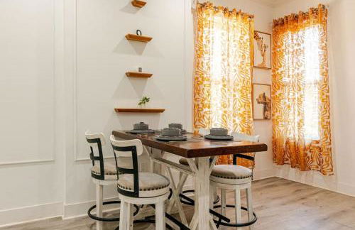 Golden Pearl with all you need within and around - Photo 11