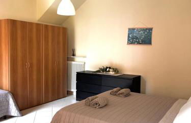 TRA MONTI E LAGO - Foto 15