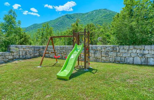 Villa Župa with Heated Pool, Tennis Court & Mini Golf - Foto 45