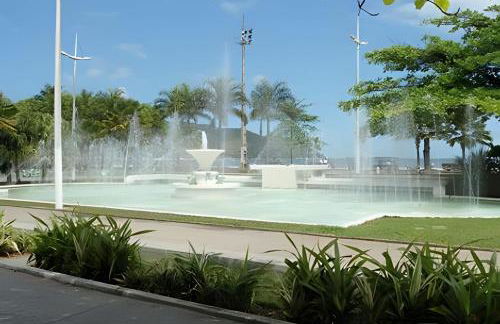 Perto da Praia com ar e estacionamento - Foto 37