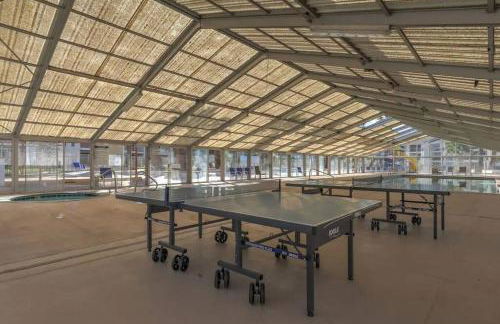 Perfect Family Escape - 3 Bed Condo with Pools - Photo 13