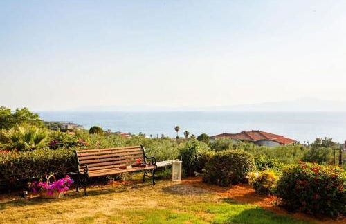 Sunset Paradise - Verga's Utimate Seaview Getaway - Photo 45