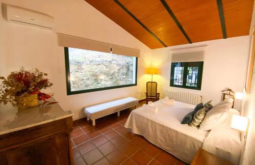 La Buganvilla - Photo 1