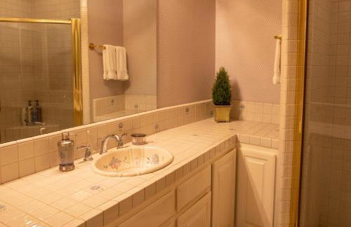 Poolside Splendor! Spacious De Anza Golf Club Home - Foto 19