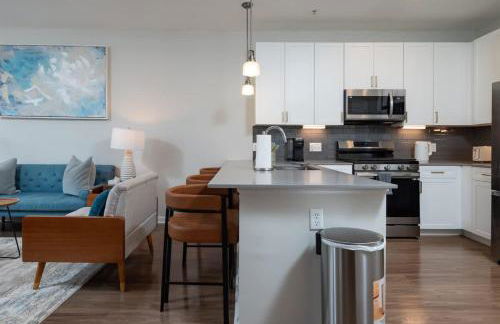 Central 1-BR Condo Assembly Row Gym & Pool Sleep 5 - Photo 23