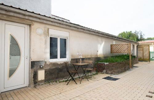 Independent and Comfortable Studio - Near the tram - Foto 14