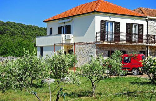 Apartments with parking space Gornje selo, Solta - 15545 - Foto 1