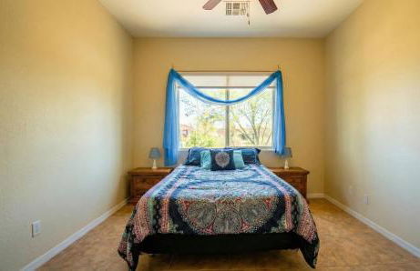 Spacious 3BR Retreat - Mountain Views - Foto 30