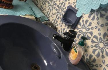 Angela House - Photo 49