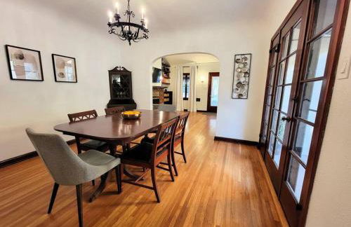 Glamorous Getaway: Exclusive 1BR LA Hotspots - Foto 31