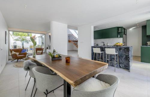 Vila Golfinho, with heated pool, rooftop lounge and ocean views - Foto 14