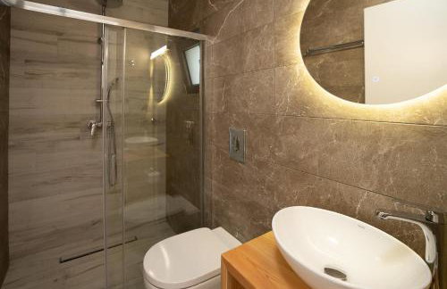 PETRINO FOINIKOUNTA - Foto 18