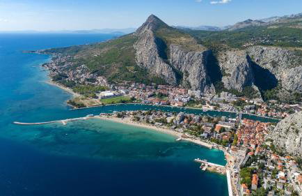 Villa KING with private pool with hydromassage, 4 bedrooms, 3km from sea and town Omiš - Foto 43