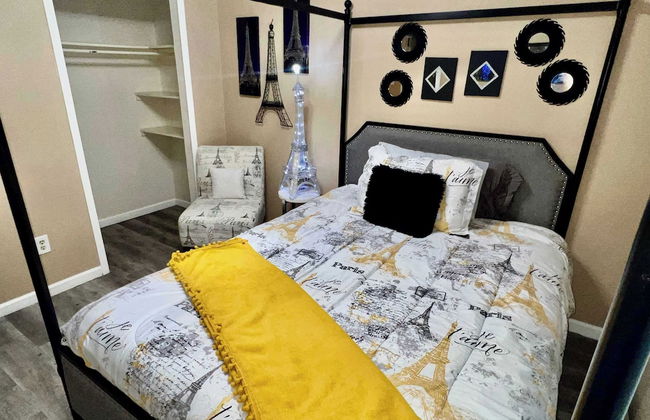 Katy Hideaway Charming 3 Bdr! - Foto 9